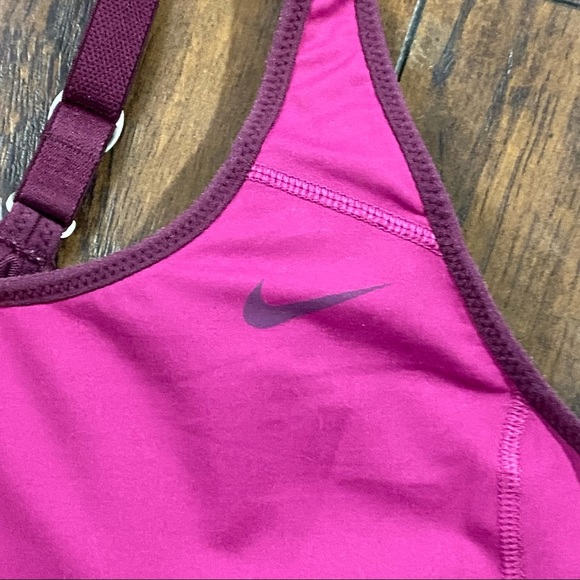 Nike adjustable bra purple pink size medium - Picture 3 of 5